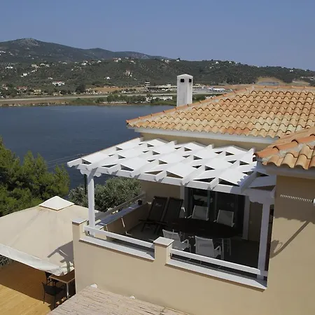 Saint George & Apartment *