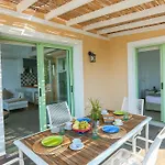 Saint George Villas&apartments *