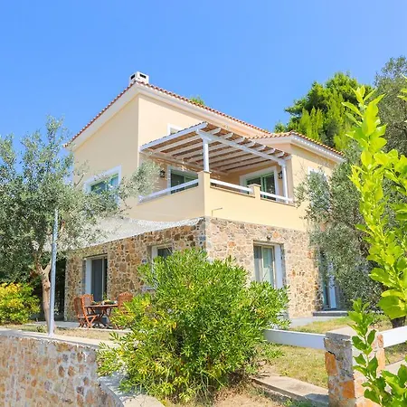 Saint George Villas&apartments *